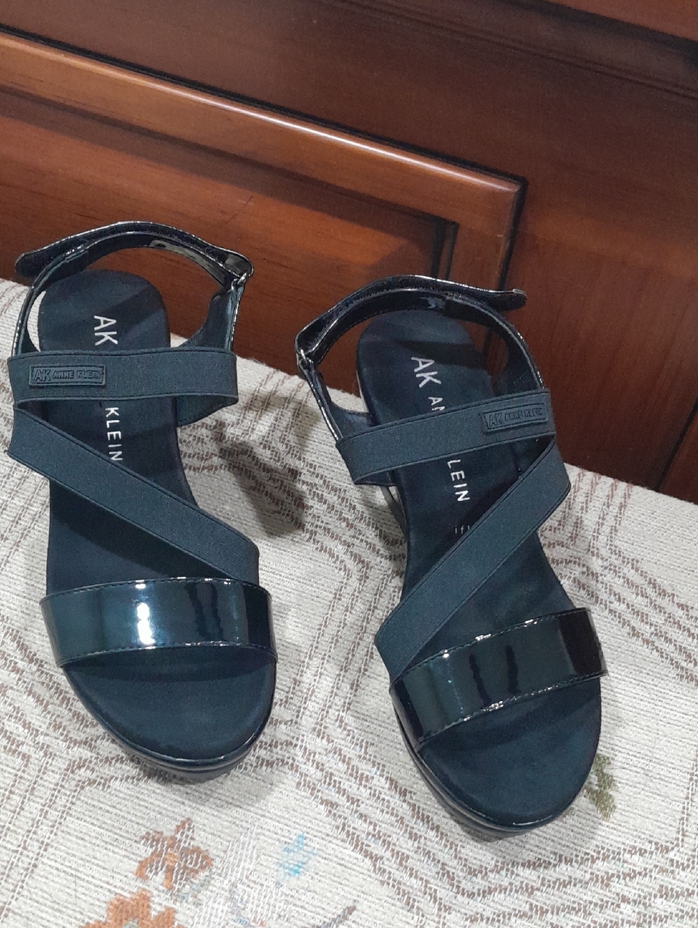 Anne Klein Black Patent & Elastic Cross-Strap Sandals